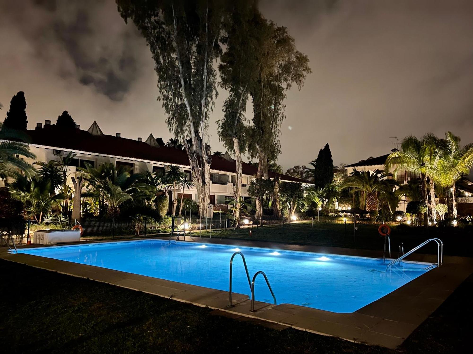 Puerto Banus Crystal Suite Μαρμπέλλα Εξωτερικό φωτογραφία